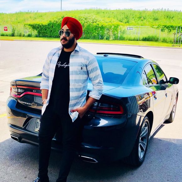 Meet your Posher, Taran - Picture 1 of 1